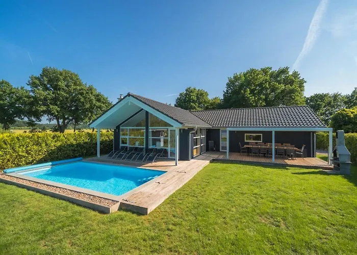 Ferienhaus Mit Pool Und Sauna Am Duemmer See